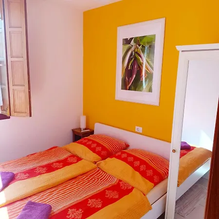 Casa Golfin - Mediterranean-style House In Tenerifes Sunny South בית נופש ארונה