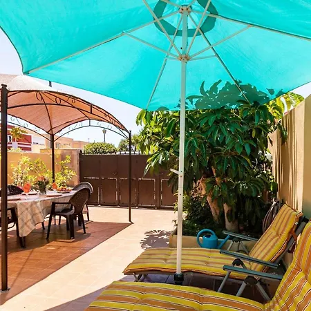 Casa Golfin - Mediterranean-style House In Tenerifes Sunny South בית נופש