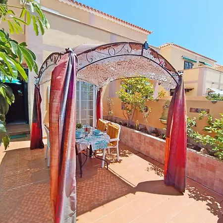 בית נופש Casa Golfin - Mediterranean-style House In Tenerifes Sunny South