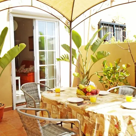 Casa Golfin - Mediterranean-style House In Tenerifes Sunny South Vakantiehuis *