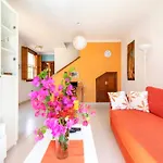 Casa Golfin - Mediterranean-style House In Tenerifes Sunny South أرونا