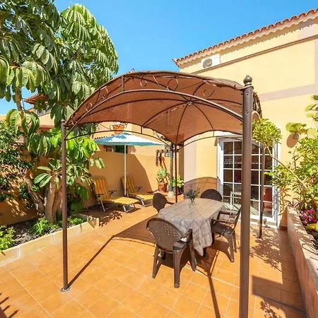 Casa Golfin - Mediterranean-style House In Tenerifes Sunny South بيت للعطل *