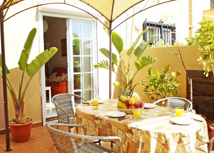 Casa Golfin - Mediterranean-style House In Tenerifes Sunny South بيت للعطل *
